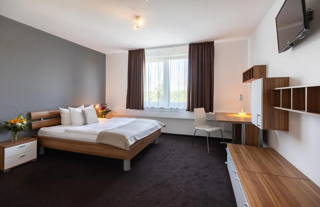 Hotel Aviva-1